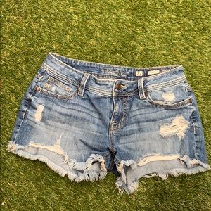 Miss Me frayed jean shorts